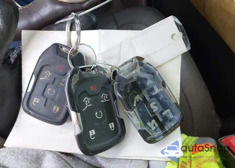 2017 GMC Yukon Denali z USA, uszkodzony, nr VIN 1GKS2CKJ1HR193412